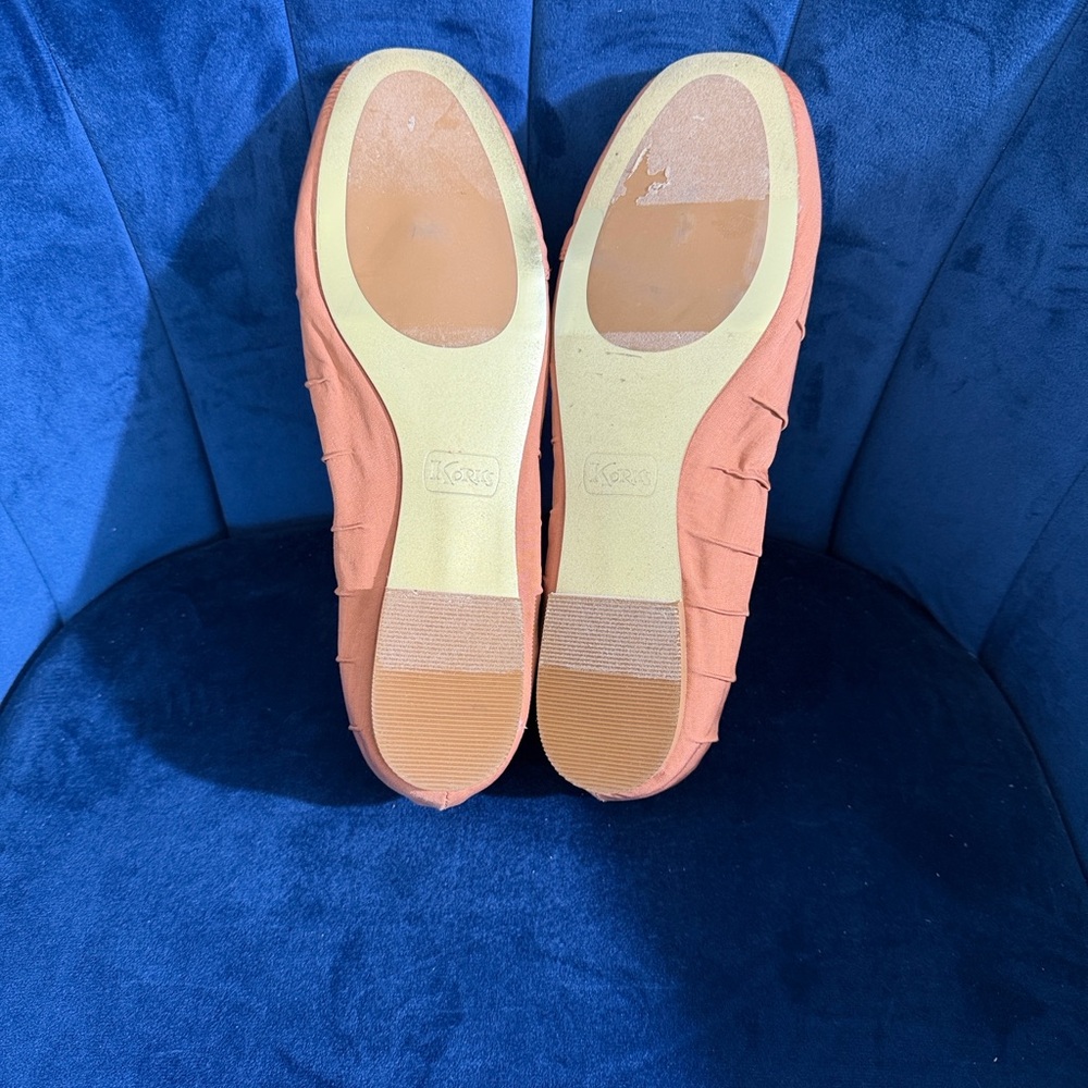Korks Palmer Women's Coral/Nude Pleated Ballet Flats Size 10 - Picture 4 of 5